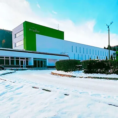 Ryterski Hotel *